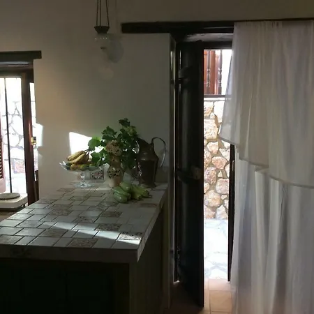 Kazzie House * Meyísti